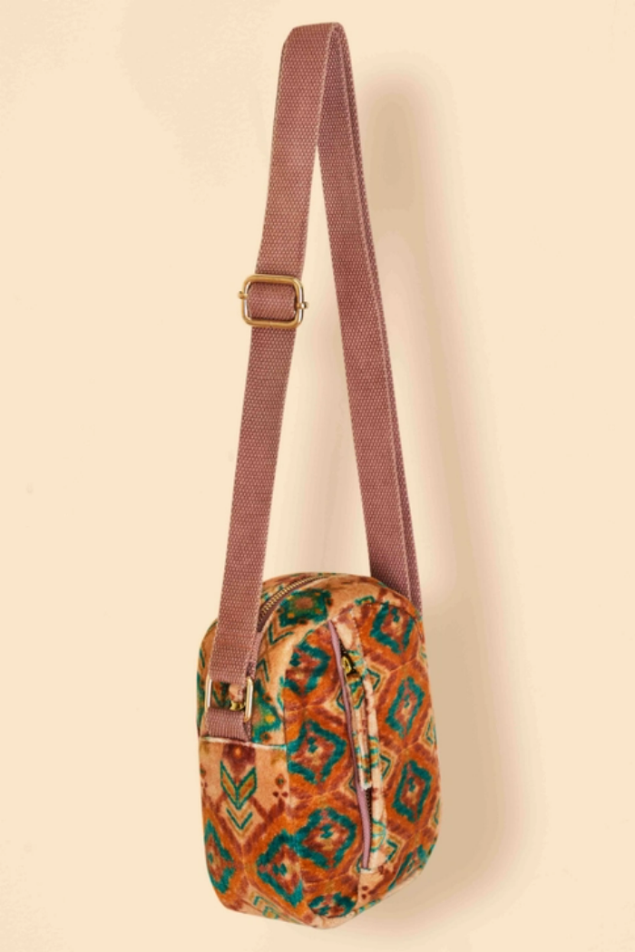Warm Cream Ikat