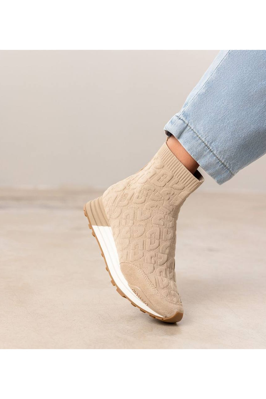 Beige Main