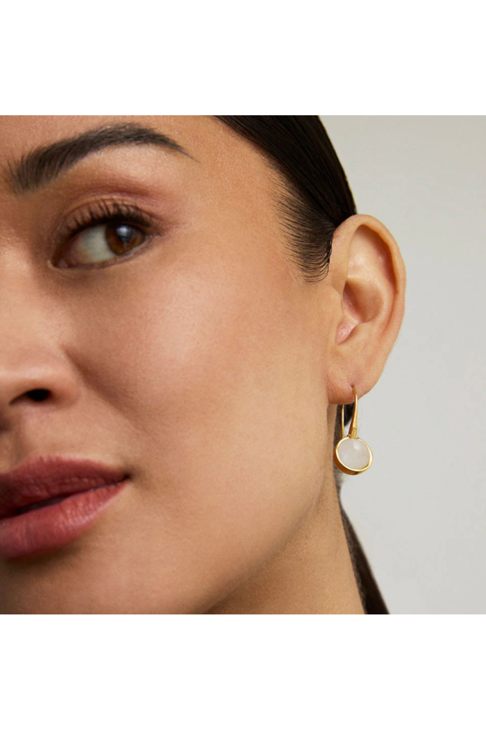 MOONSTONE