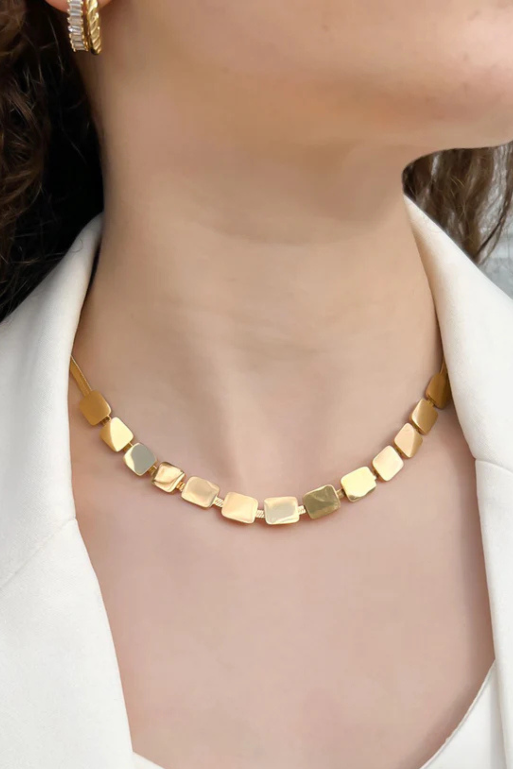 18K Gold