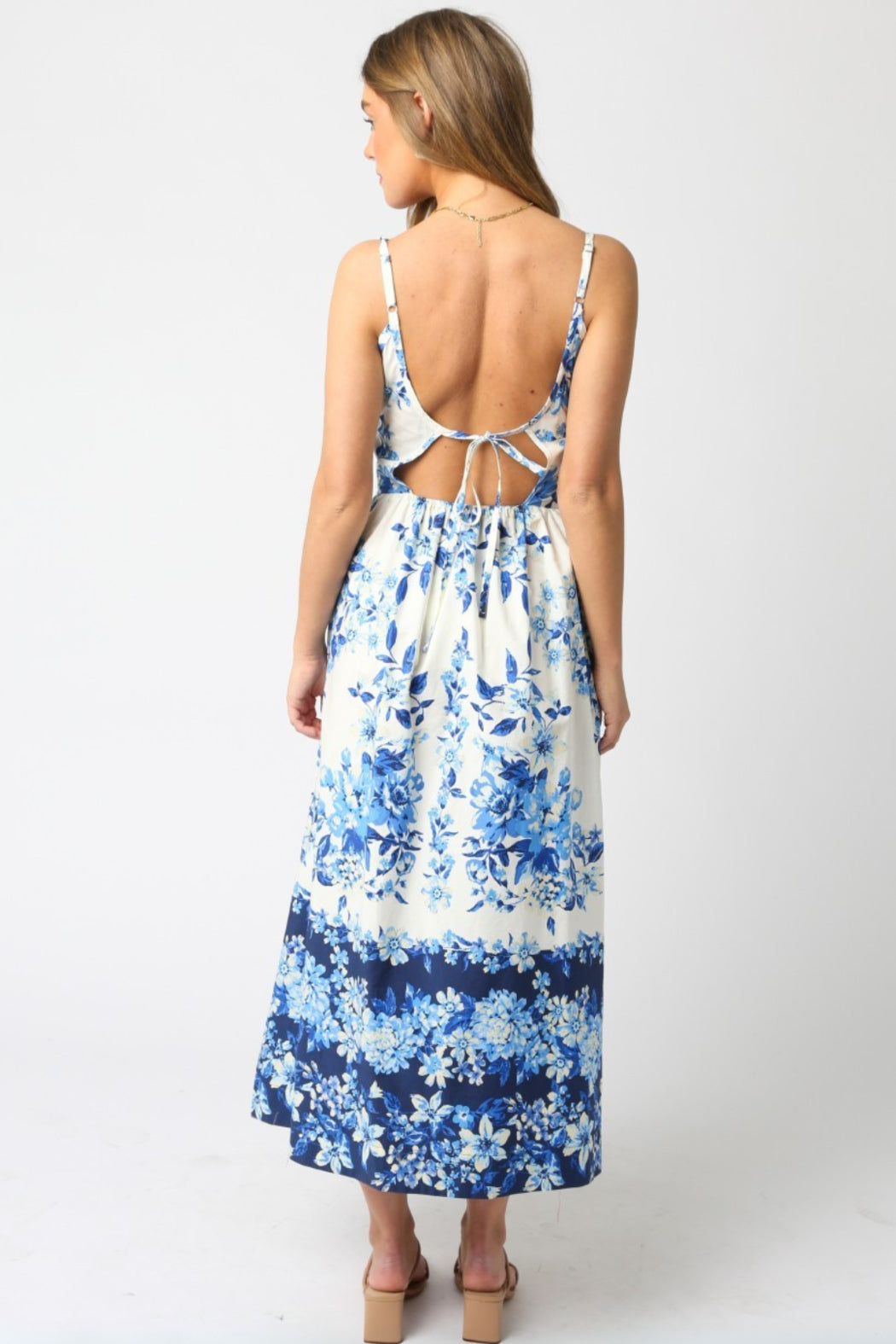 WHITE BLUE