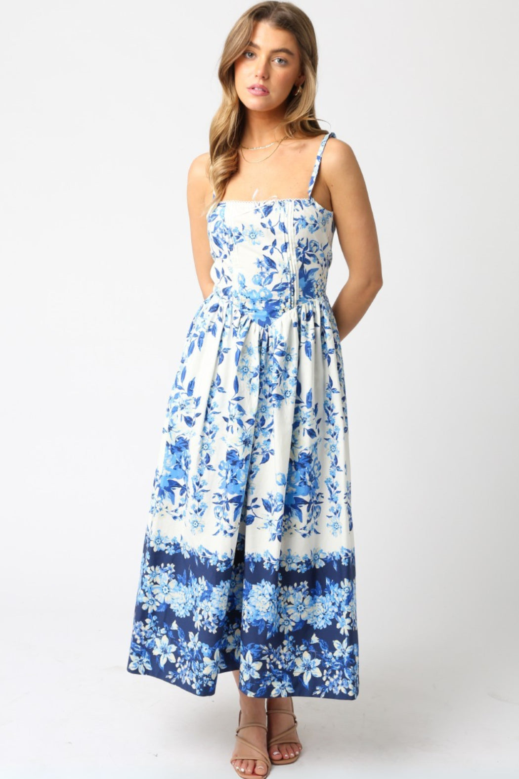 WHITE BLUE