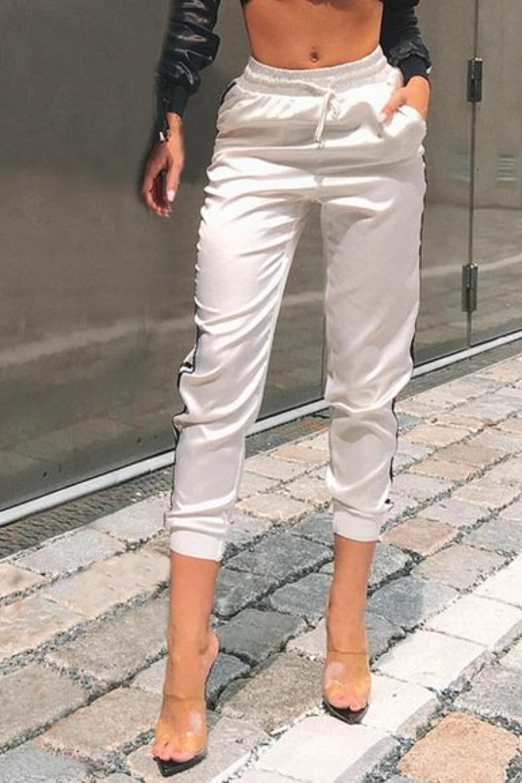 White Main