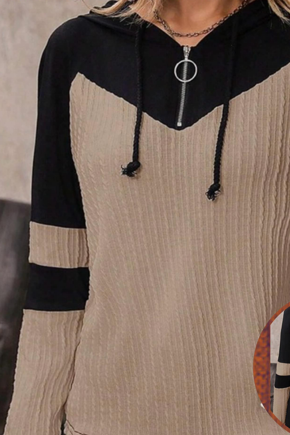 Beige / Black Main