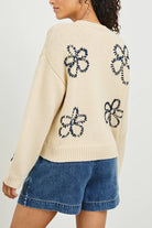 Ivory Navy Daises