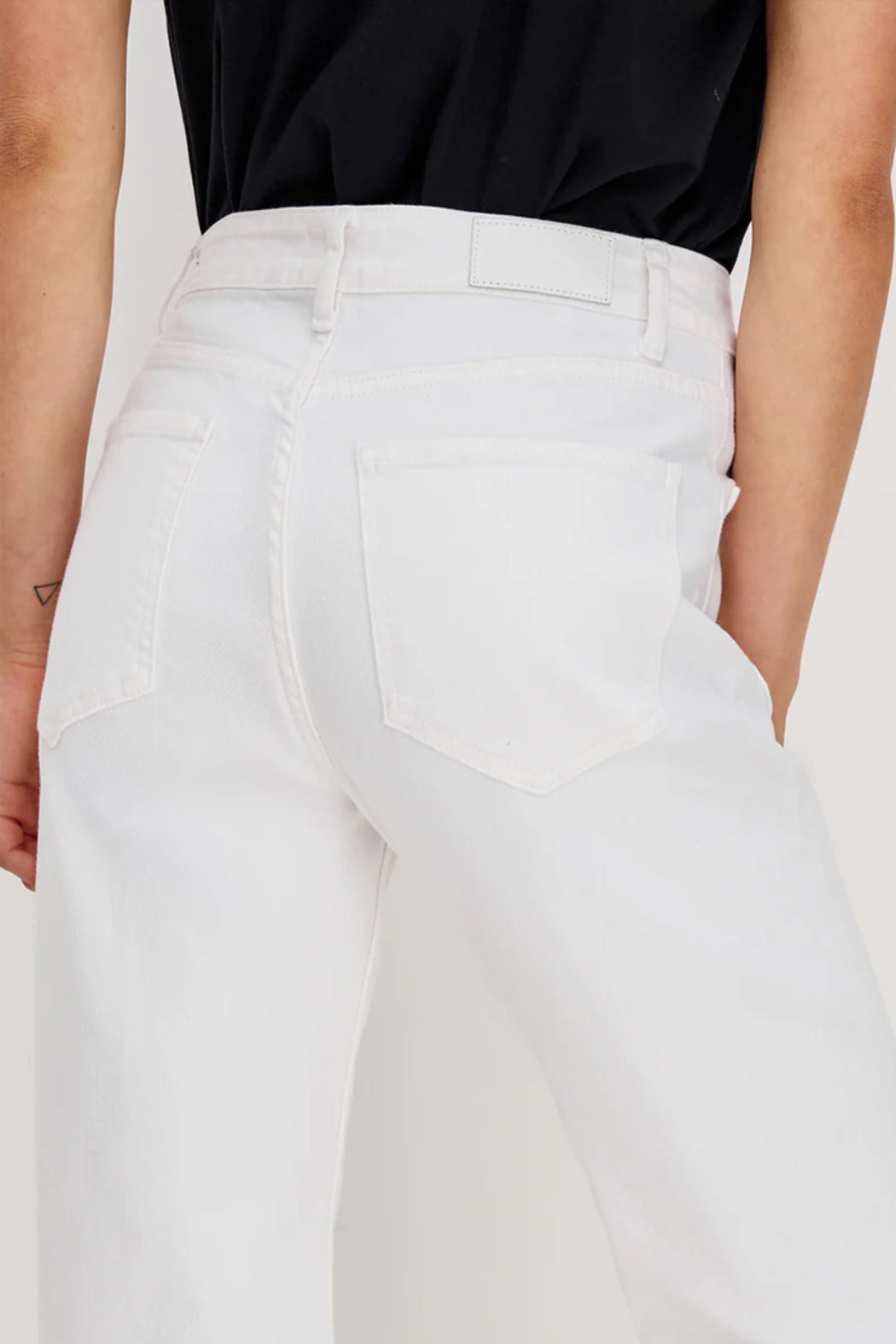 Salt White