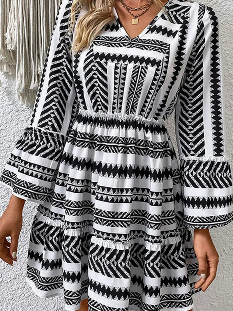Black and White V-neck Long-Sleeve Ruffled Pleated Mini Dress