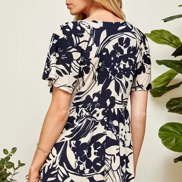 Women's Cream and Navy Rouching Flutter Peplum Top