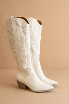 White Main